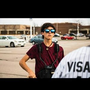 Meet your Posher, Noah